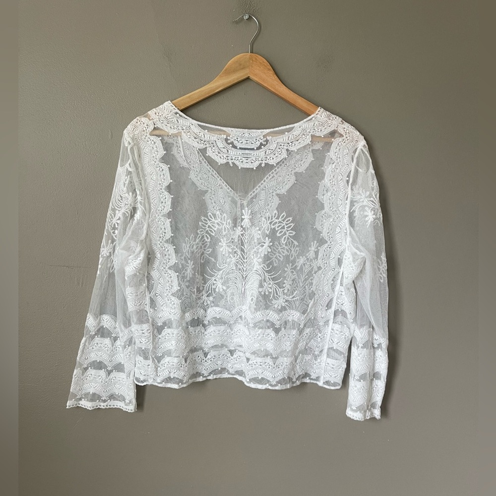NWOT Rabbit Rabbit Rabbit White Lace Top - Picture 2 of 4